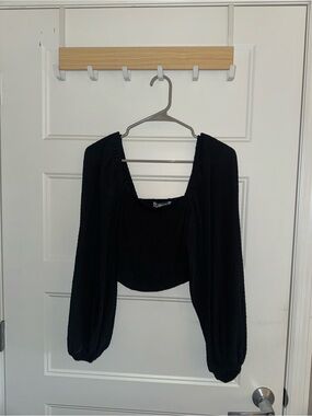 Urban Outfitters Black Long-Sleeve Square Neck Crop Top